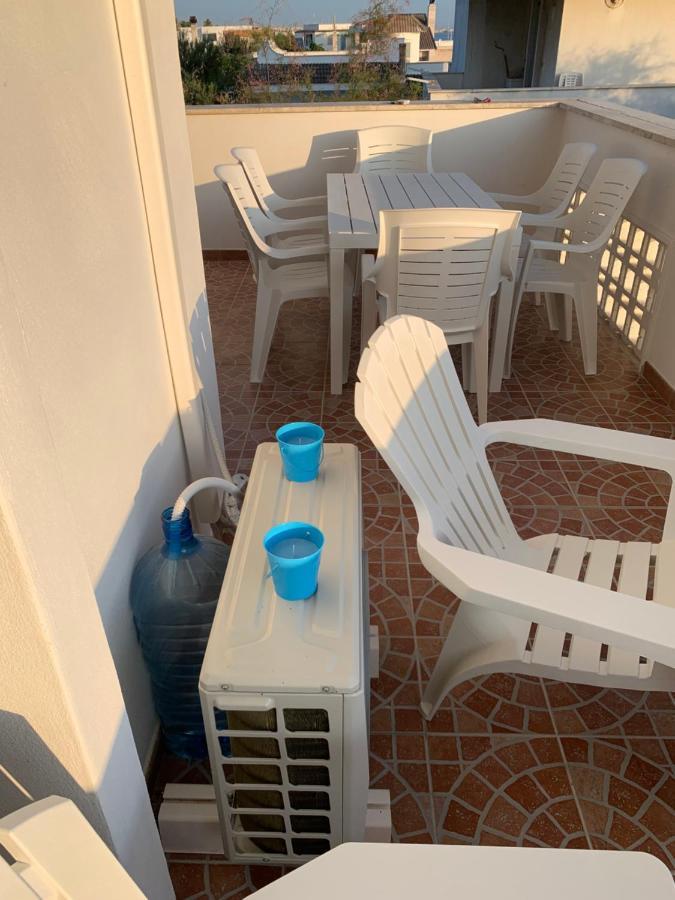 Nontiscordardime Apt Torre A Mare Exterior foto